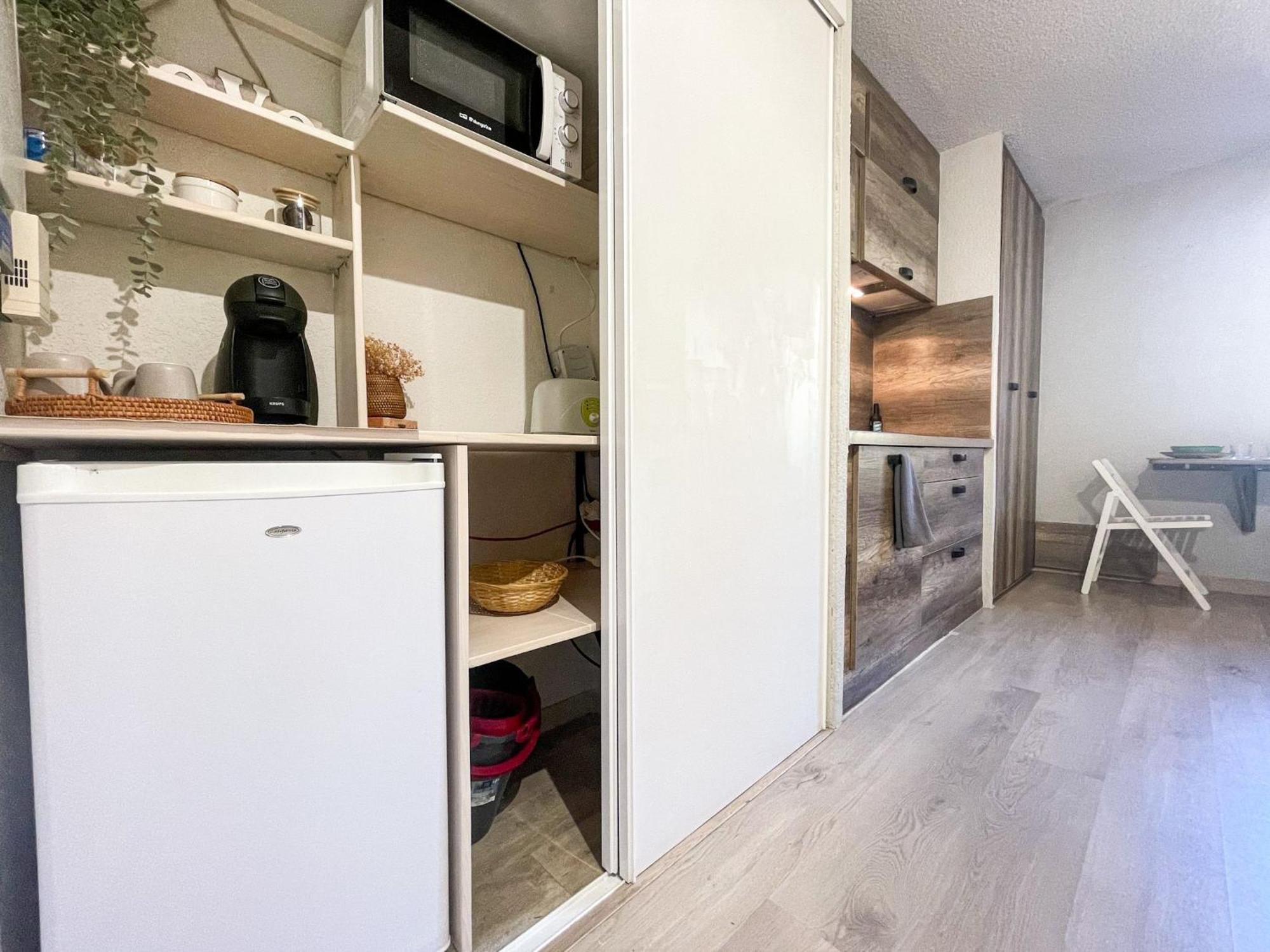 Apartamento Ideal Para Parejas En Enveitg Eksteriør bilde