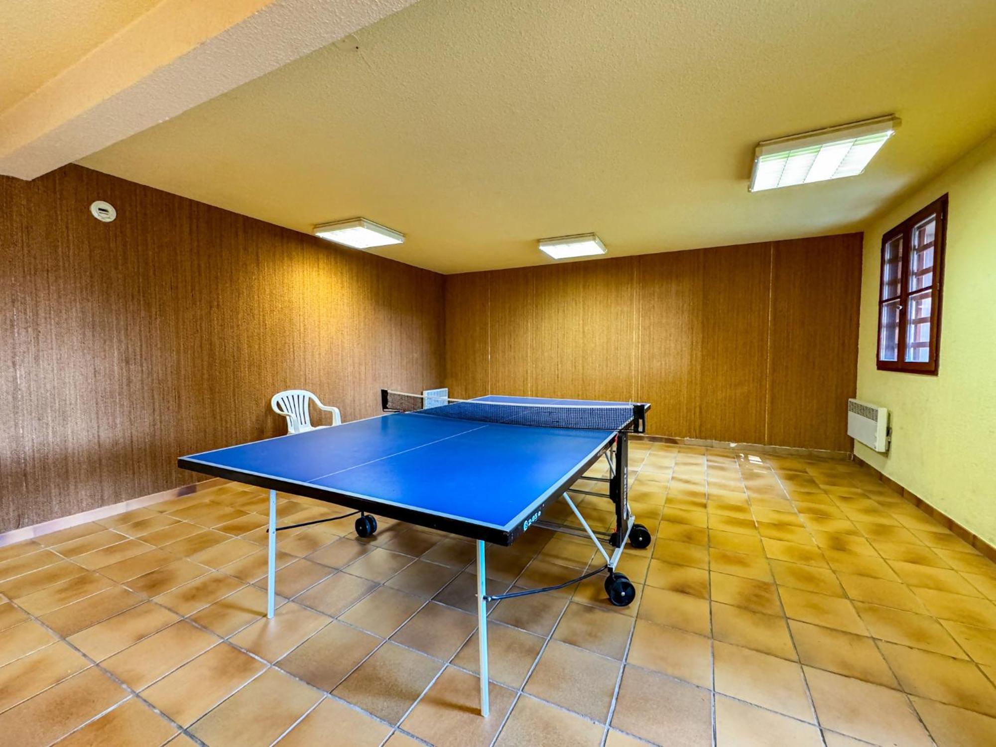 Apartamento Ideal Para Parejas En Enveitg Eksteriør bilde